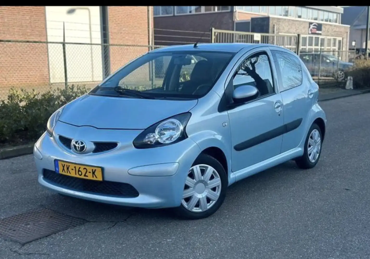 Toyota Aygo 1.0-12V Blauw - 1