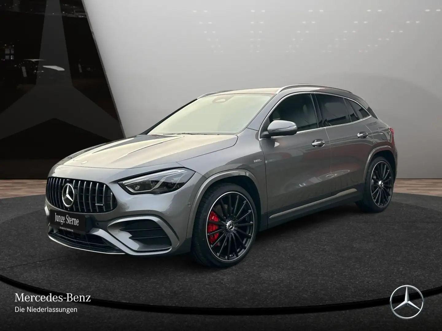 Mercedes-Benz GLA 35 AMG GLA 35 4M AMG+PANO+MULTIBEAM+PERFSITZE+KAMERA+TOTW Grau - 2
