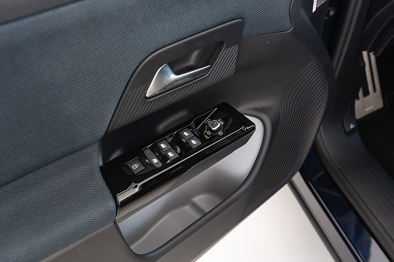 Citroen C5 Aircross Elektromotor 210 MAX Standrad-Range — photo 8