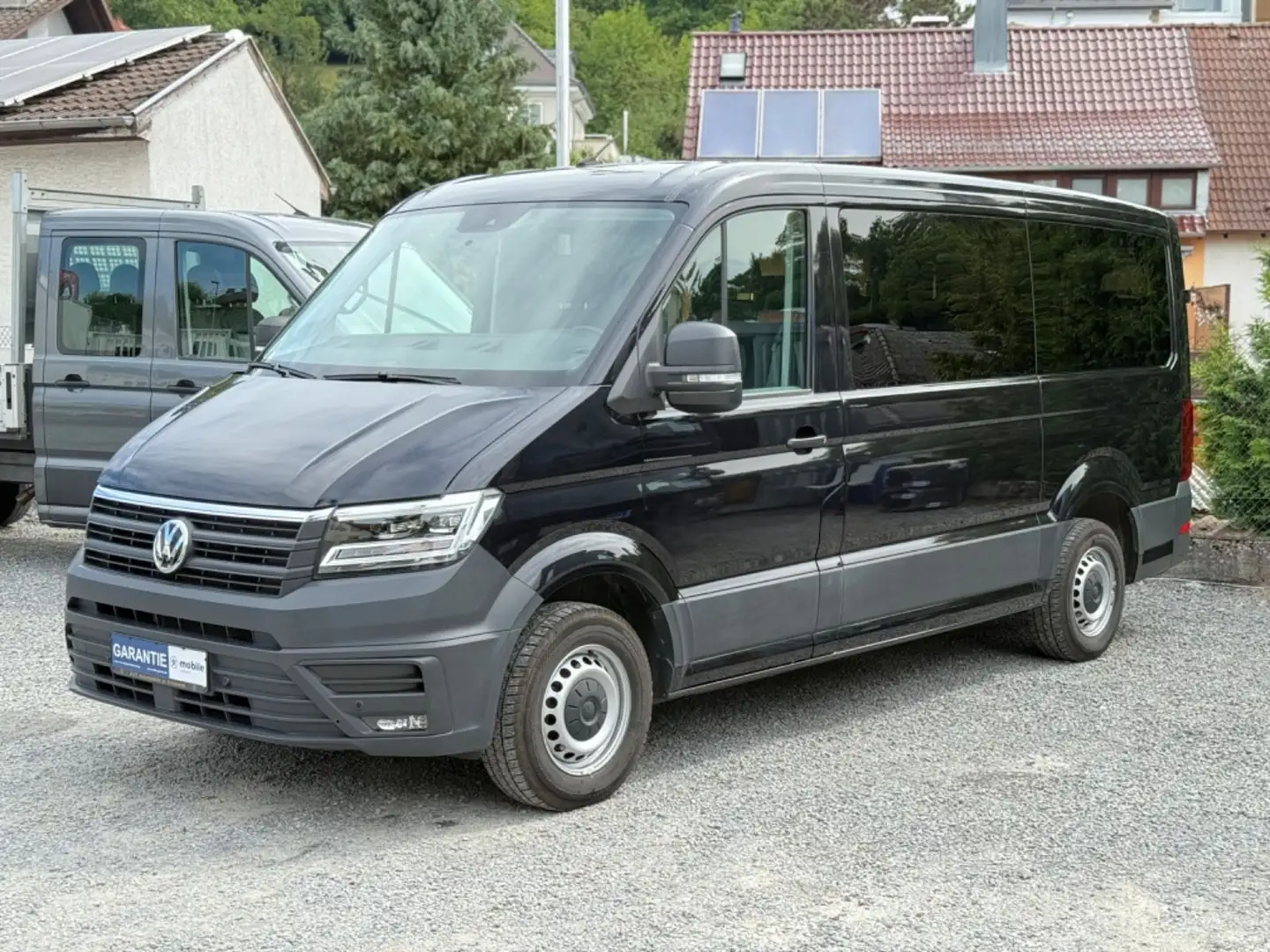 Volkswagen Crafter CRAFTER AUT AHK KLIMA NAVI KAMERA ROLSTUHL-RAMPE Schwarz - 1