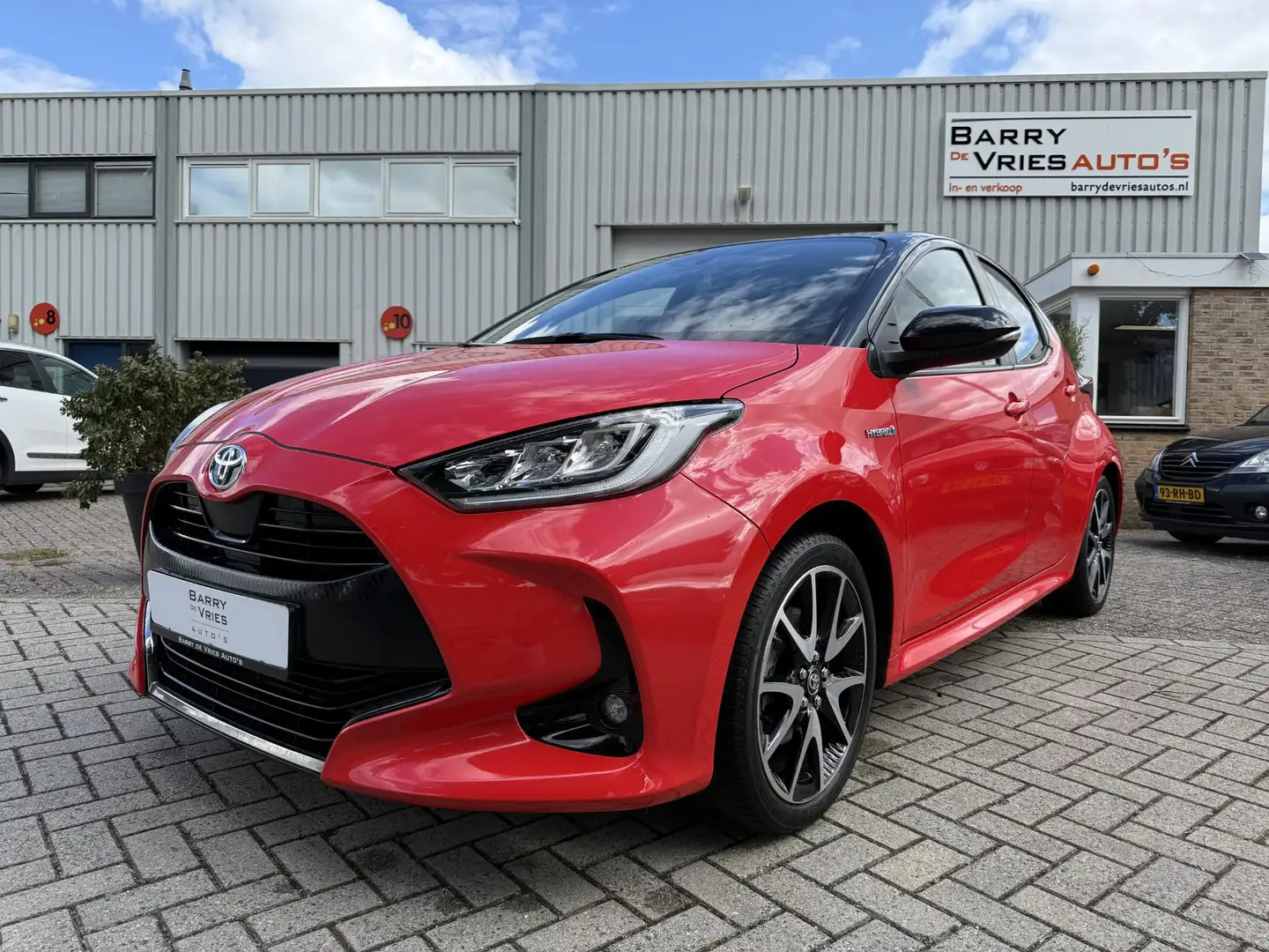 Toyota Yaris 1.5 Hybrid Launch Edition Head up display | Adapti Rouge - 1