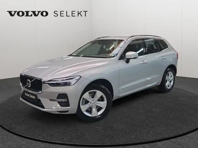 Volvo XC60 B4 Core /  Essence