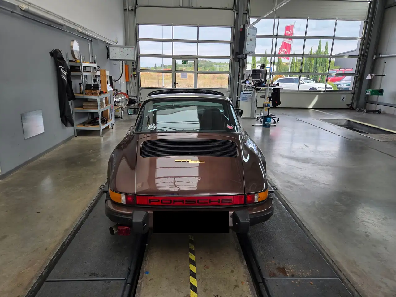 Porsche 911 SC Targa, foto 6