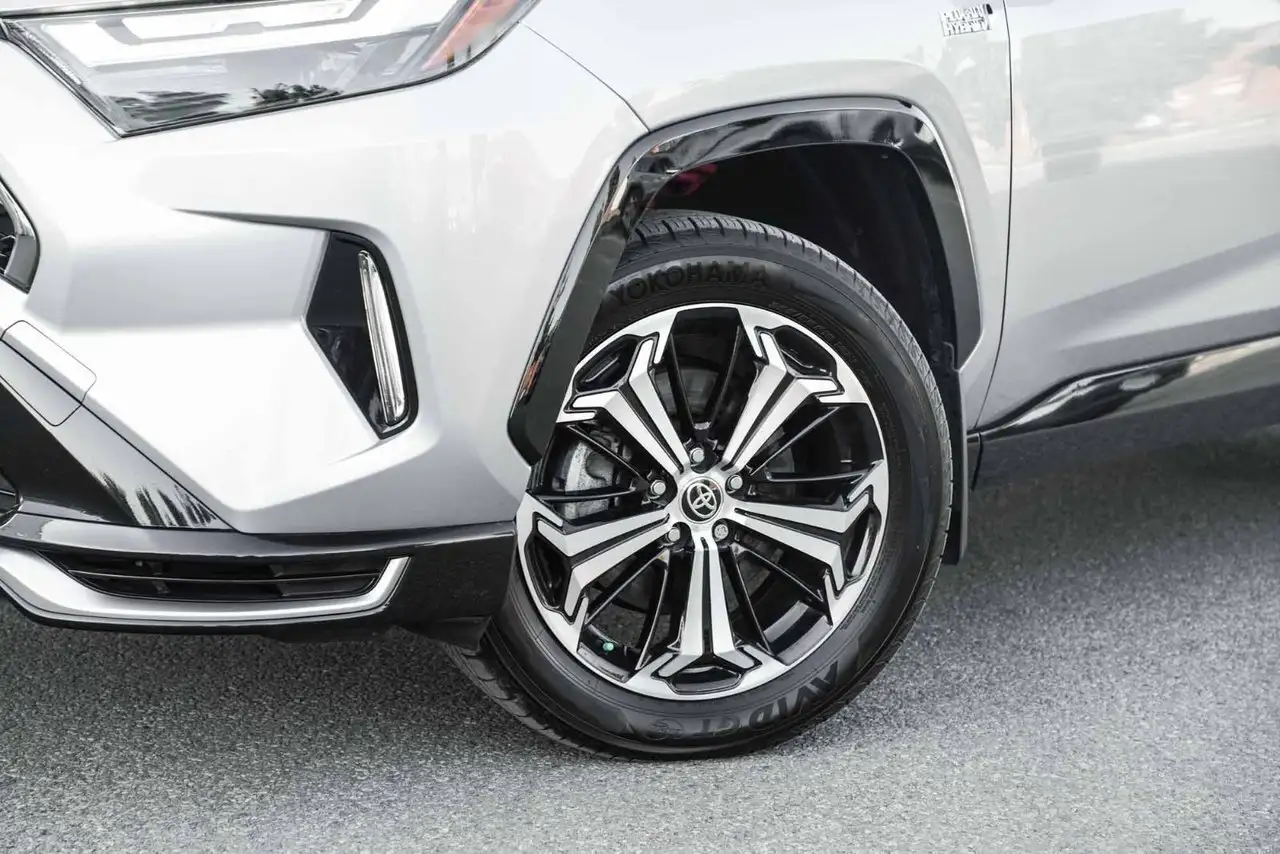 Toyota RAV 4 Prime снимка Toyota RAV 4 Prime