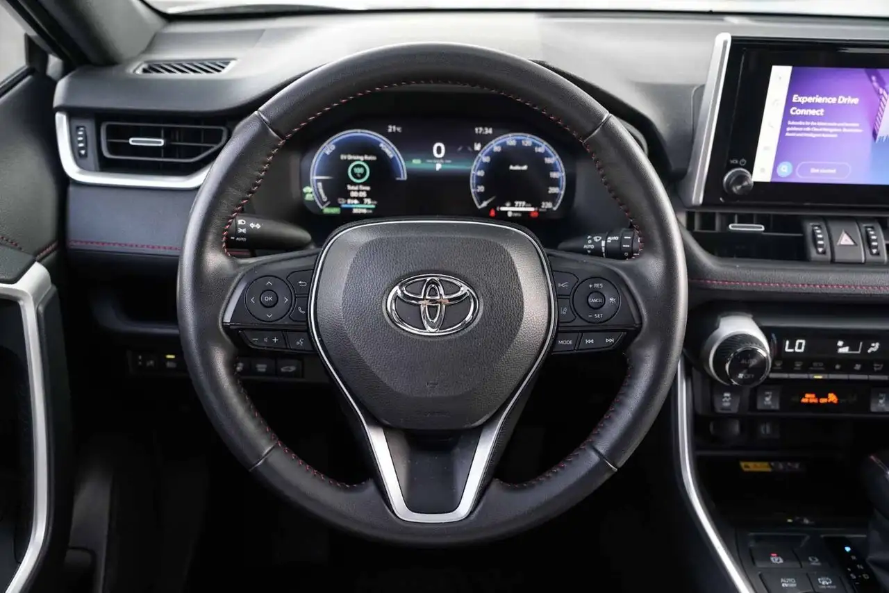 Toyota RAV 4 Prime снимка Toyota RAV 4 Prime