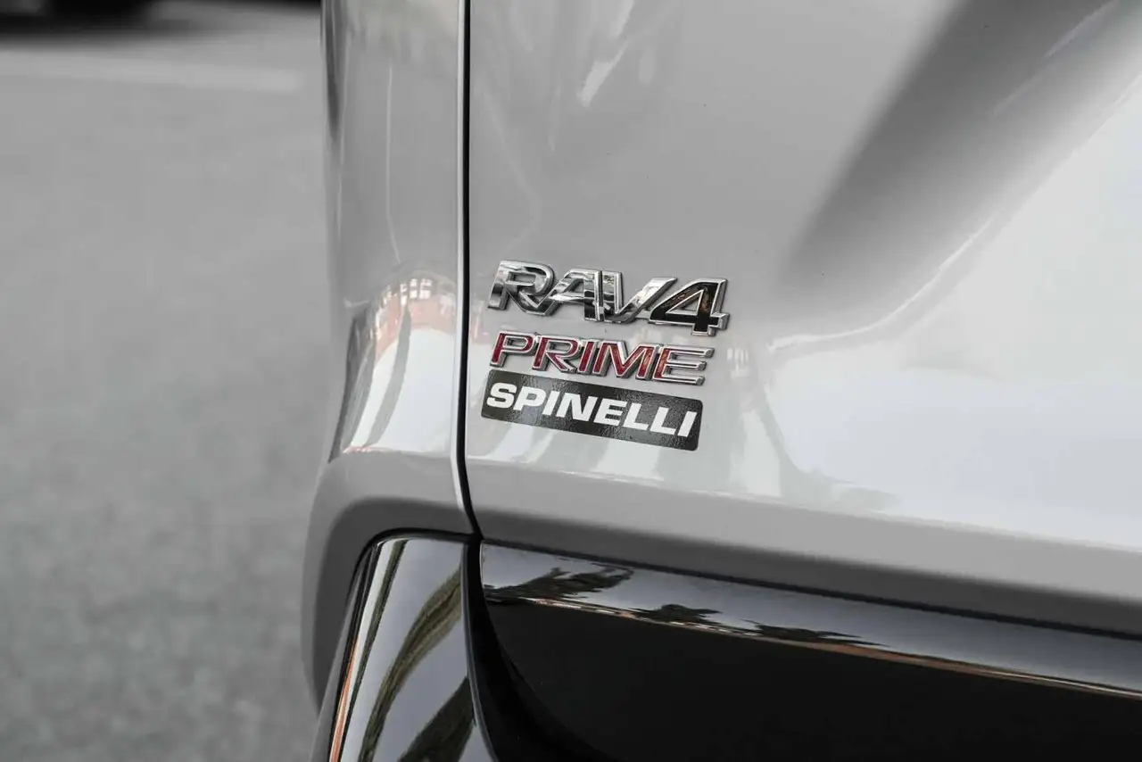 Toyota RAV 4 Prime снимка Toyota RAV 4 Prime