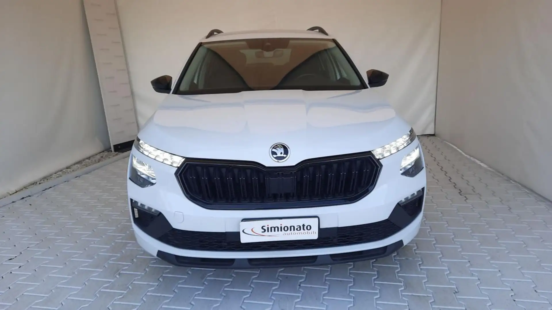Skoda Kamiq 1.0 TSI 115 CV DSG Selection Blanc - 2