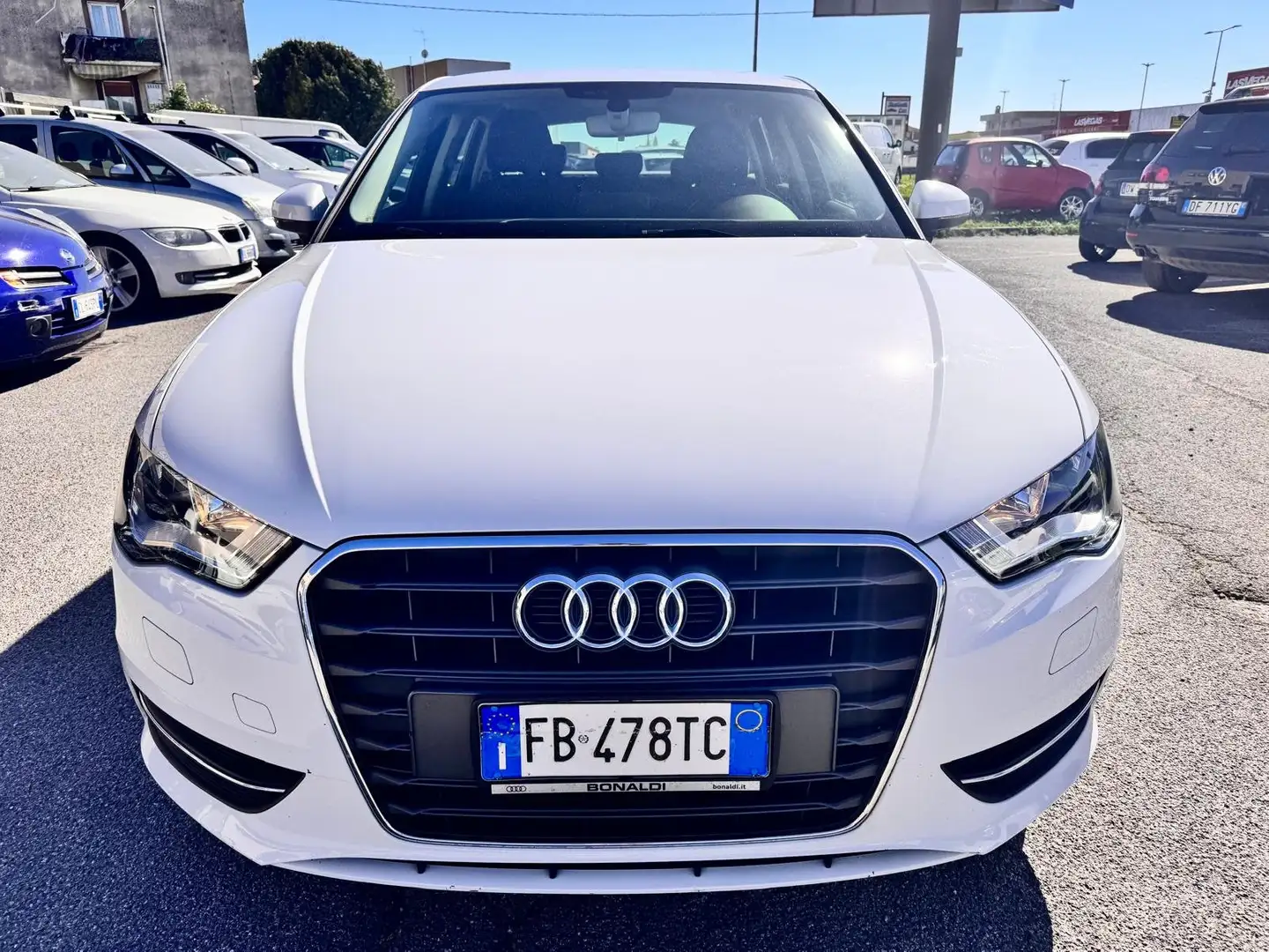 Audi A3 A3 Sportback 1.6 tdi Young 110cv s-tronic E6 Bianco - 2