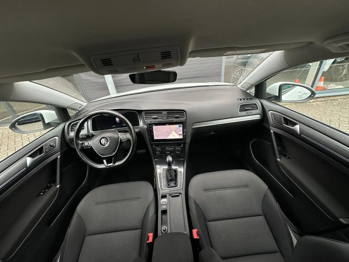 Volkswagen e-Golf E-Golf/CAMERA/NAVI/LED/NL-AUTO/NETTE STAAT!! Fehér - 2