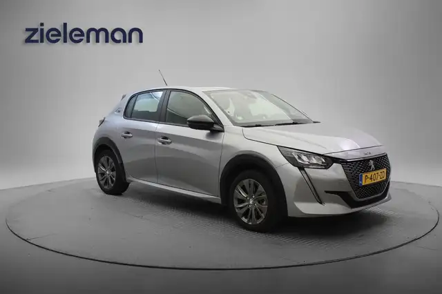 Peugeot e-208 Active Pack 50 kWh - Carplay, Navi, Cruise