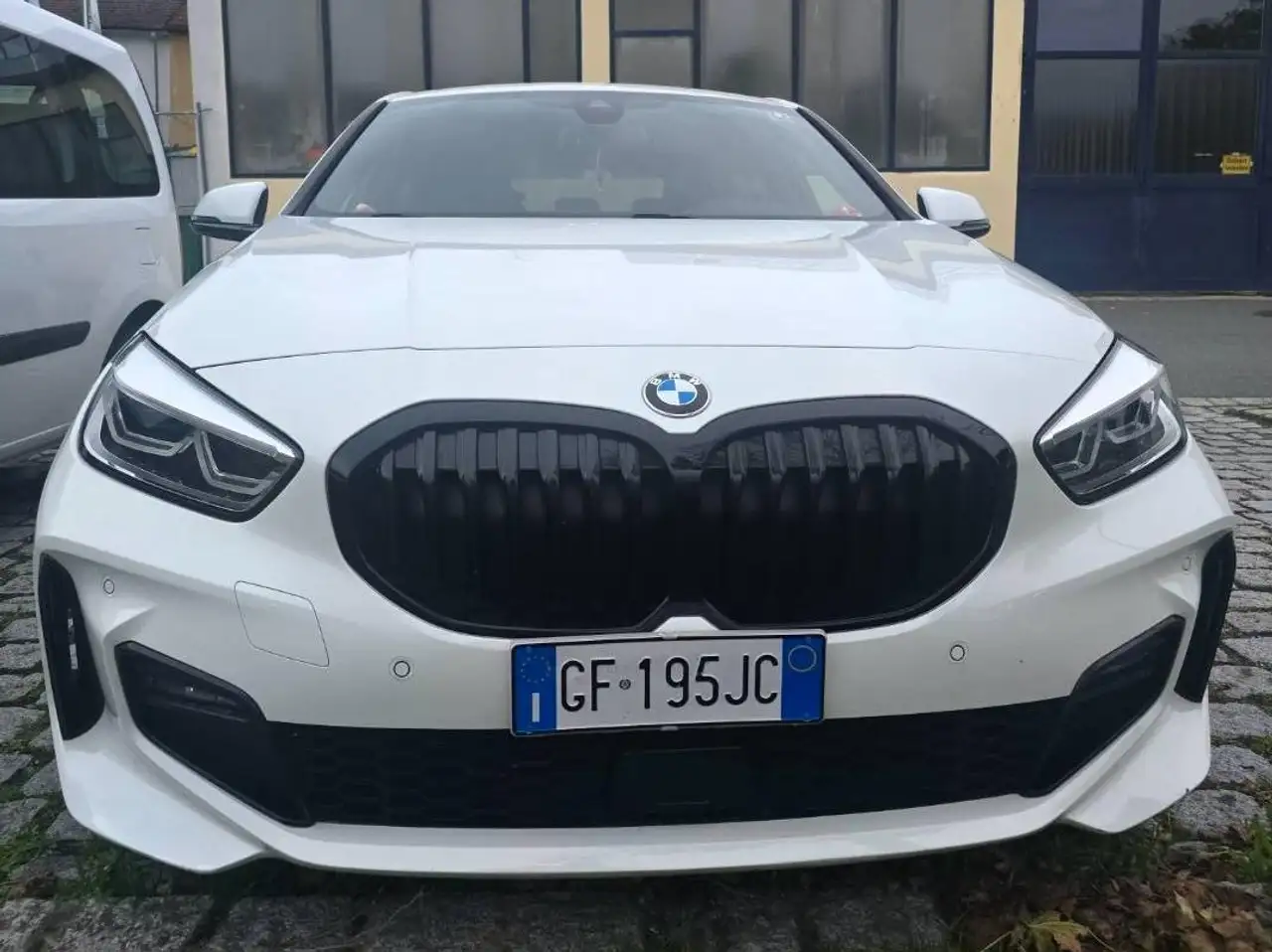 BMW 118