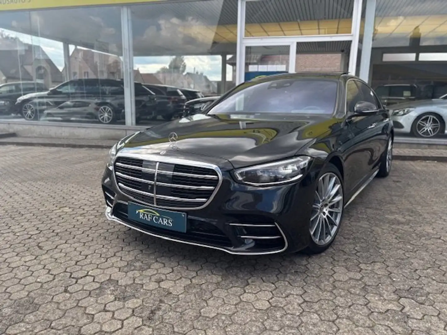 Mercedes-Benz S 580 S 580e 4Matic L 9G-TRONIC | PANO | SOFT CLOSE! | | Чорний - 1