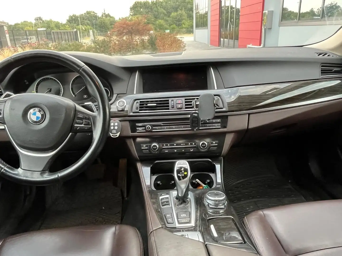 BMW 530 Serie 5 F10 Berlina 530d xdrive Luxury auto E6 Noir - 1