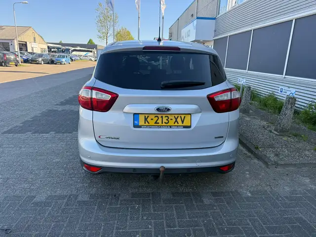 Ford C-Max view 14
