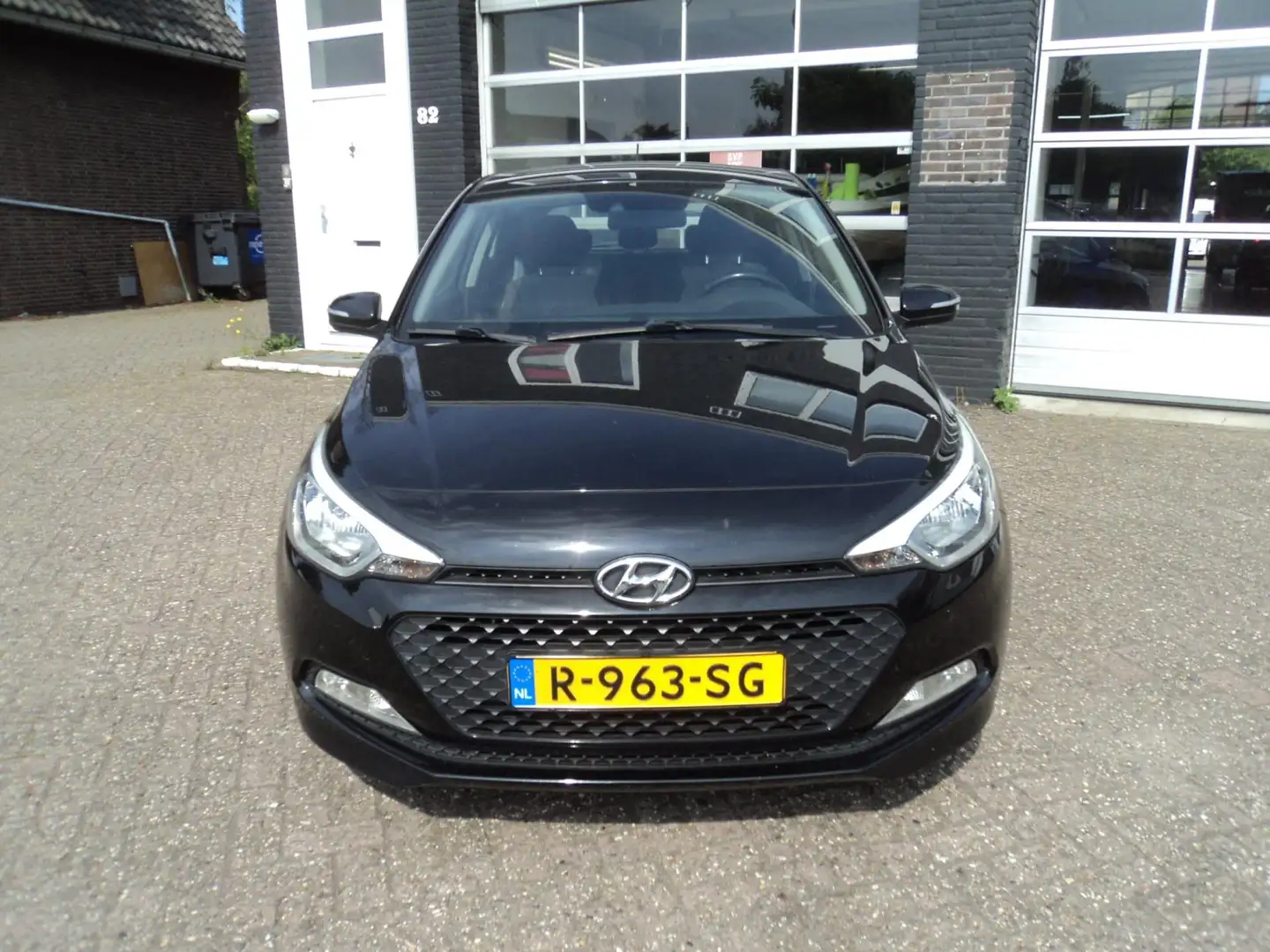 Hyundai i20 1.2 HP i-Motion Nero - 2