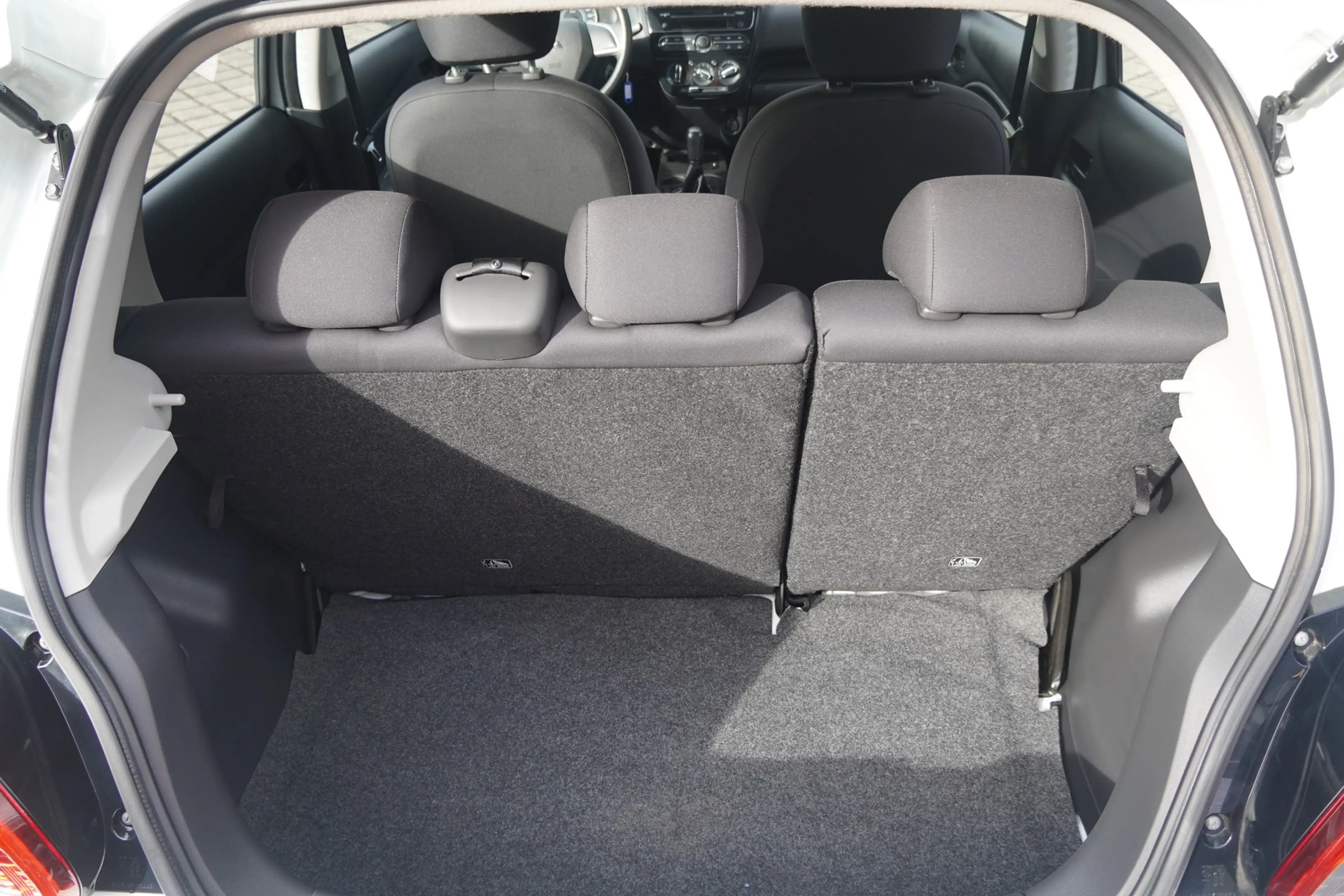 Mitsubishi Space Star 1.0 Edition Klima USB Tagfahrlicht — photo 12