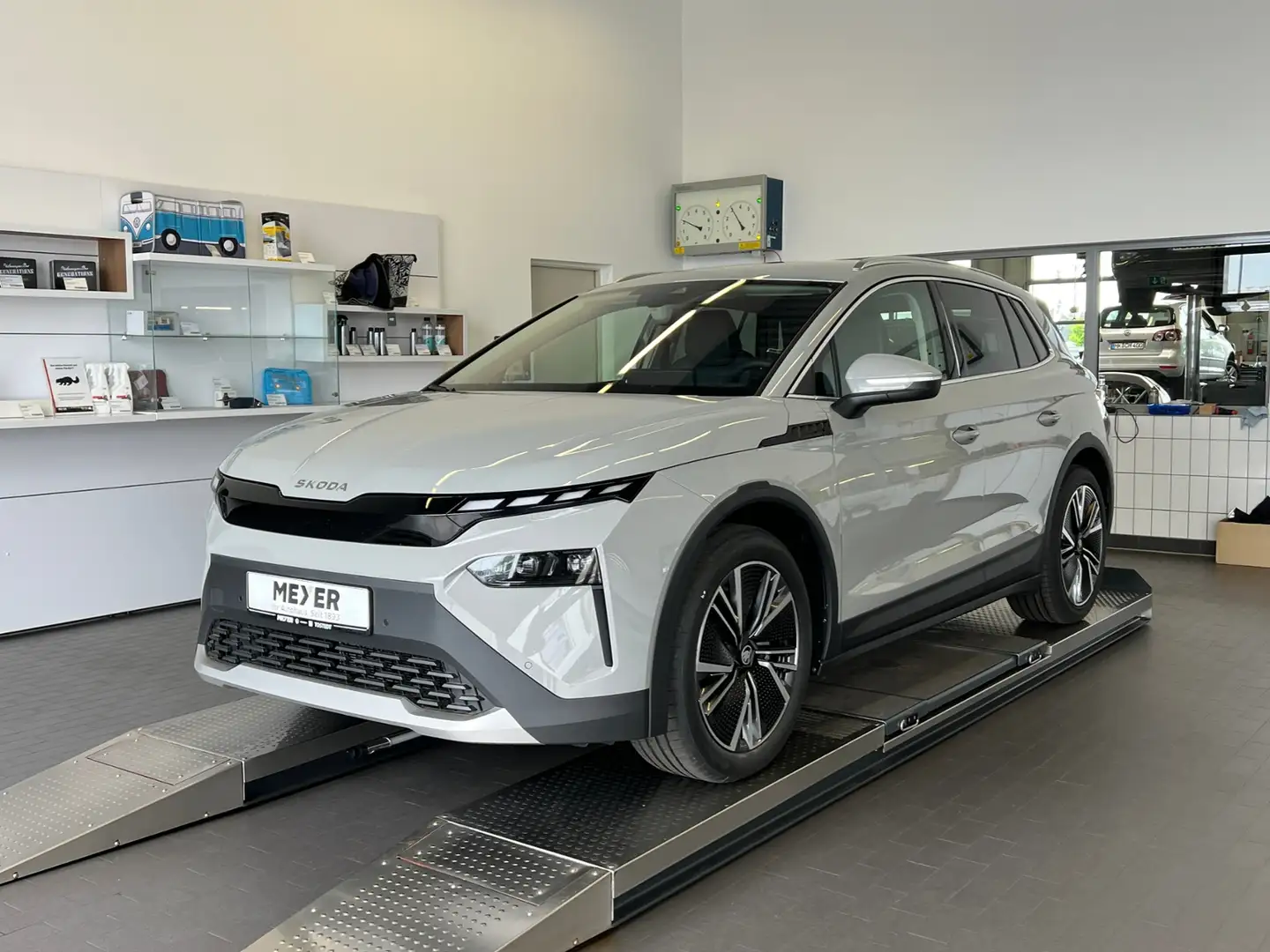 Skoda Elroq 85 *Matrix-LED, Kamera, Smart-Link, LM'-20* Gris - 2