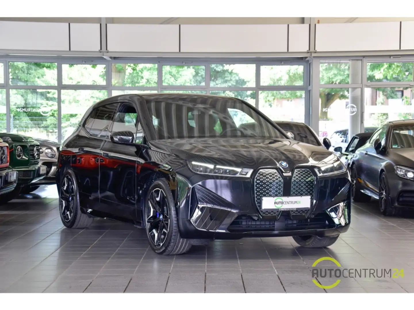 BMW iX 40 SkyLounge Massage HK HUD Soft Laser 360 Schwarz - 1