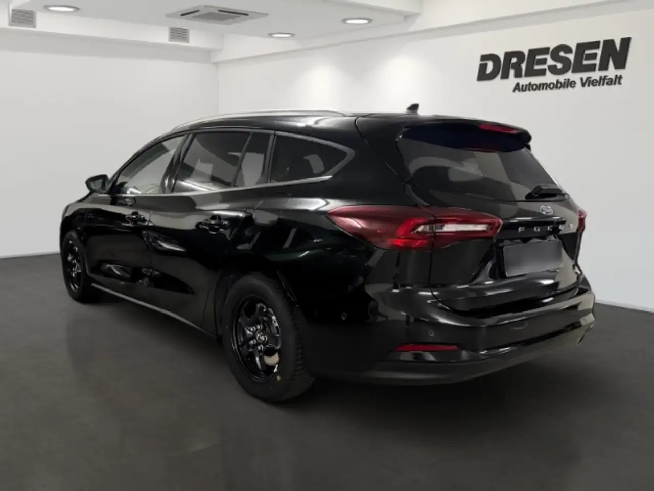 Ford Focus Titanium X 1.0 MHEV *ALLWETTER*HECKKLAPPE ELEKTRIS 4