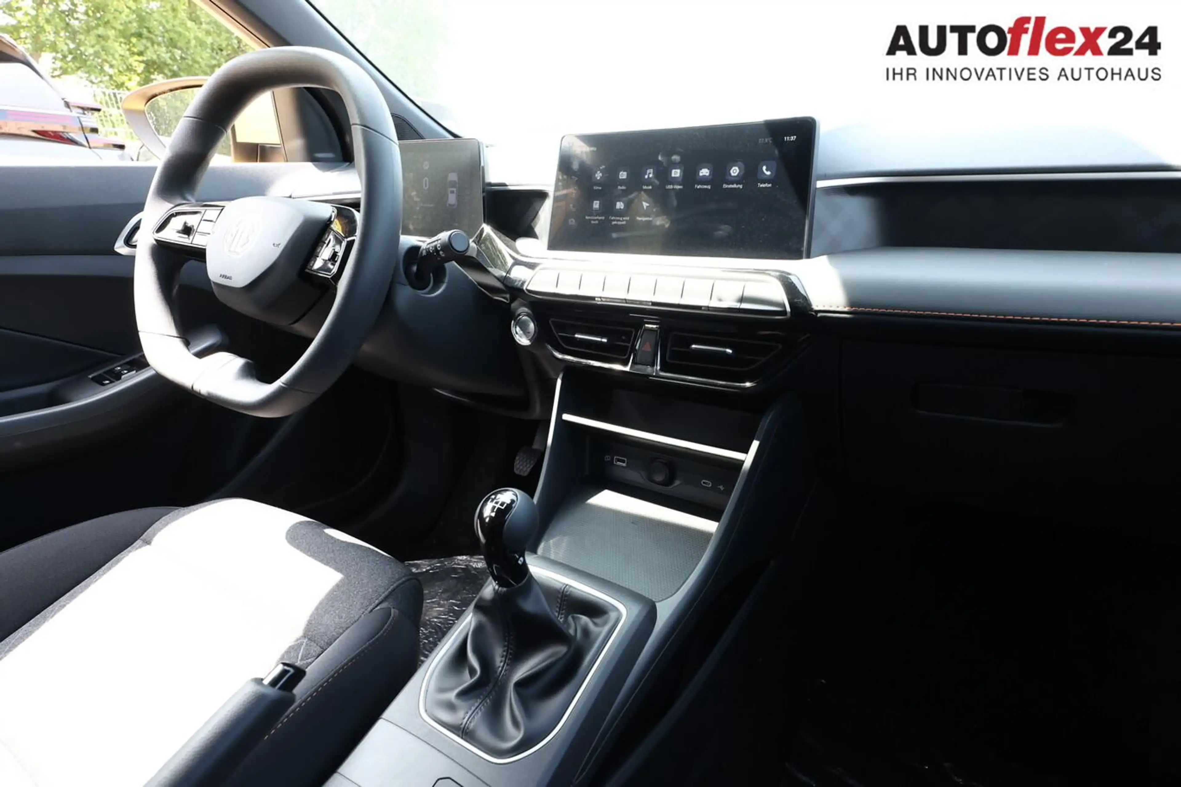 MG MG3 Comfort LED Nav Kam PDC Temp AppCo Klima 16Z 85... — photo 8
