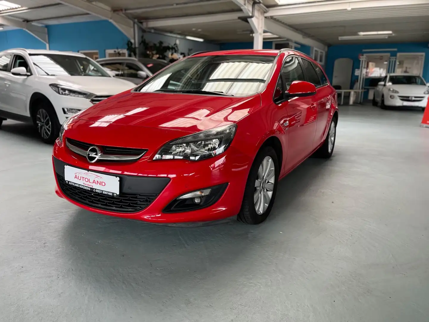 Opel Astra J Sports Tourer Active 1HD Automatik AHK Rot - 1