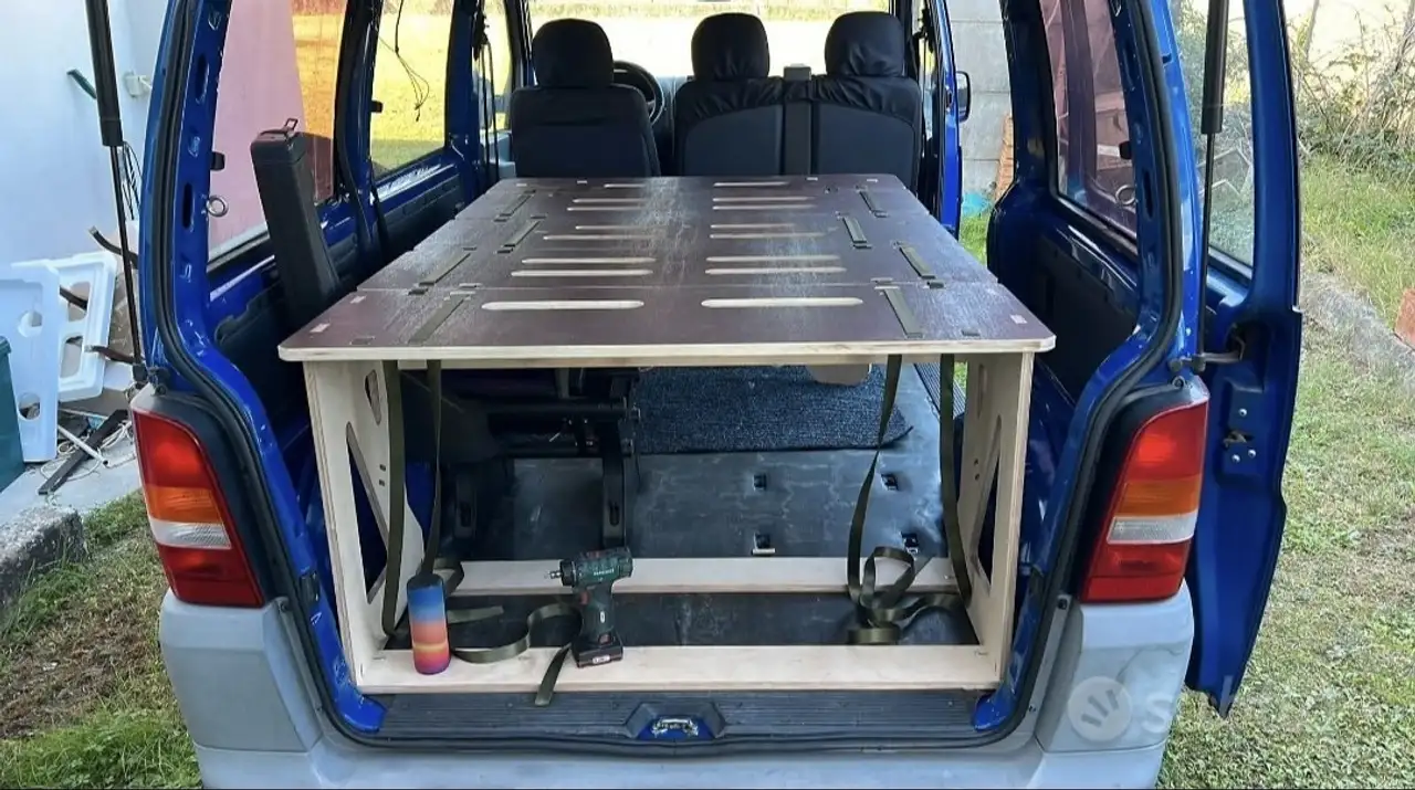 Mercedes-Benz Vito kombi, foto 9