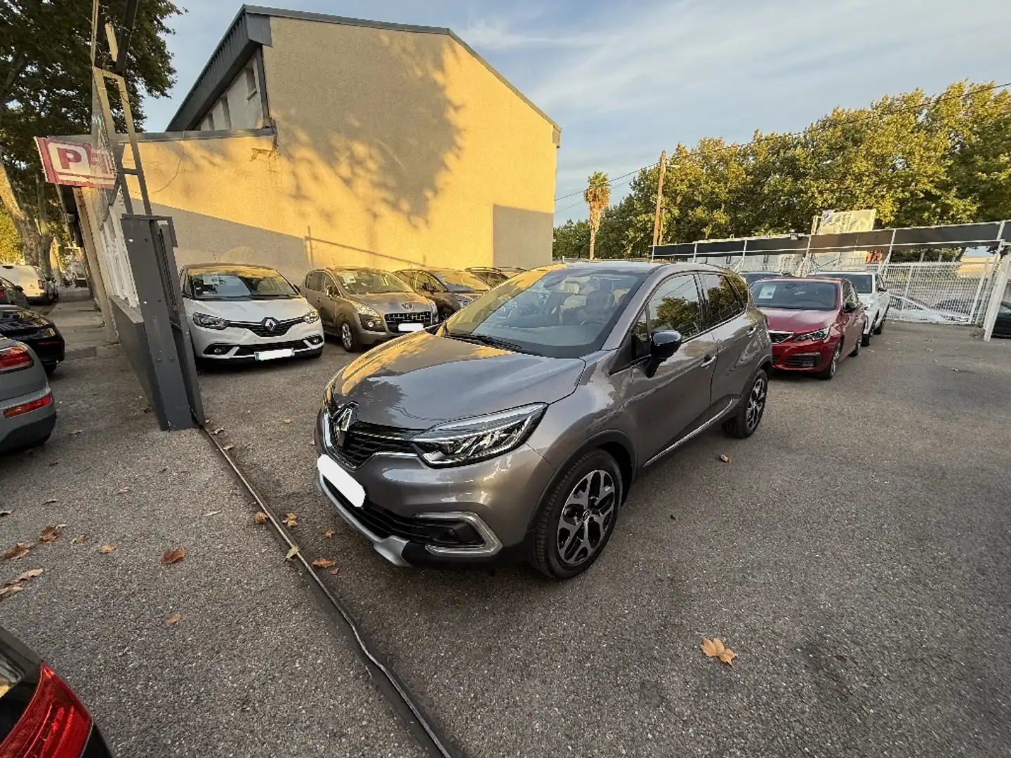 Renault Captur 1.3i TCe 130 Intens - 2