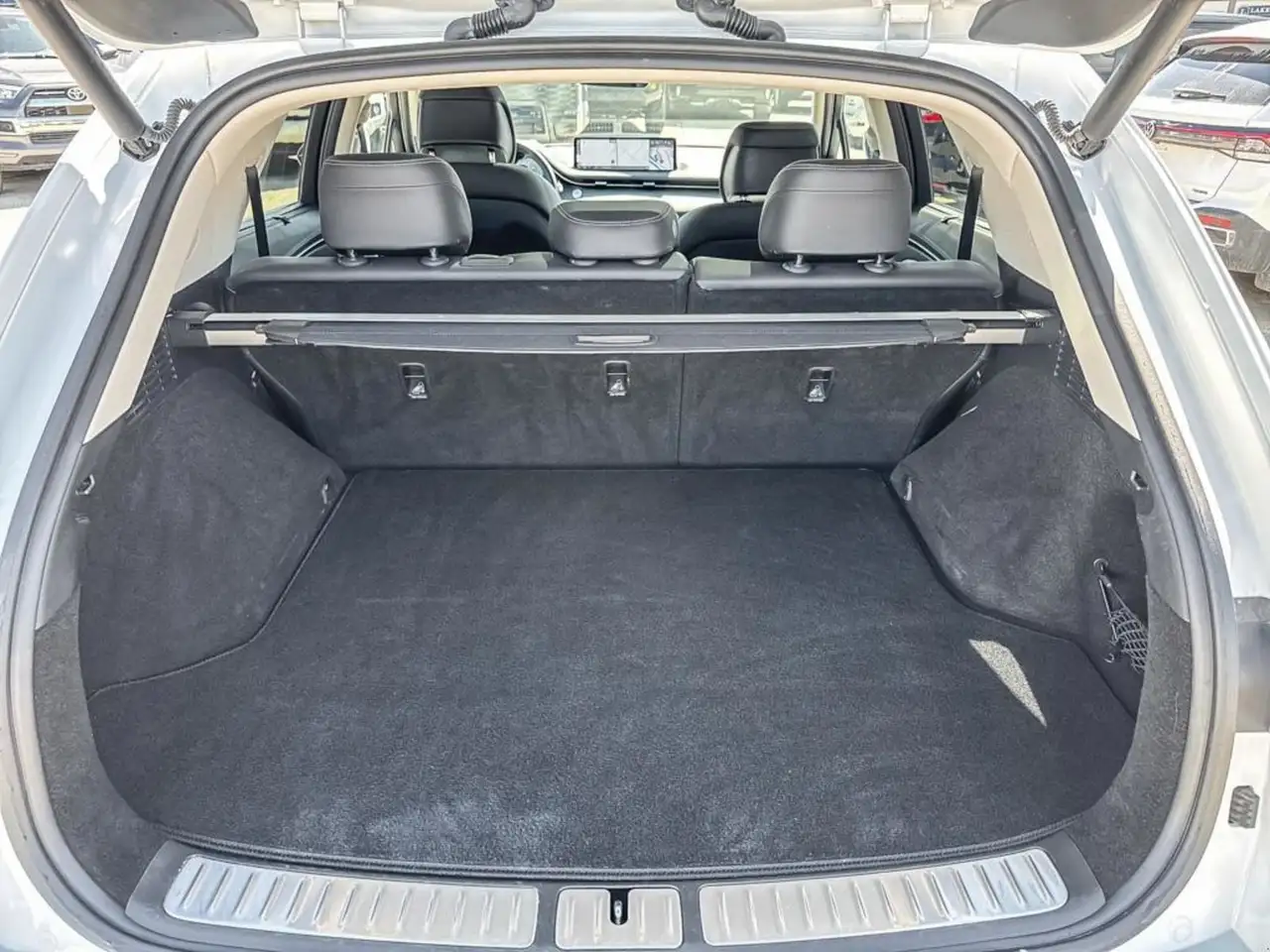 Genesis GV70 снимка Genesis GV70