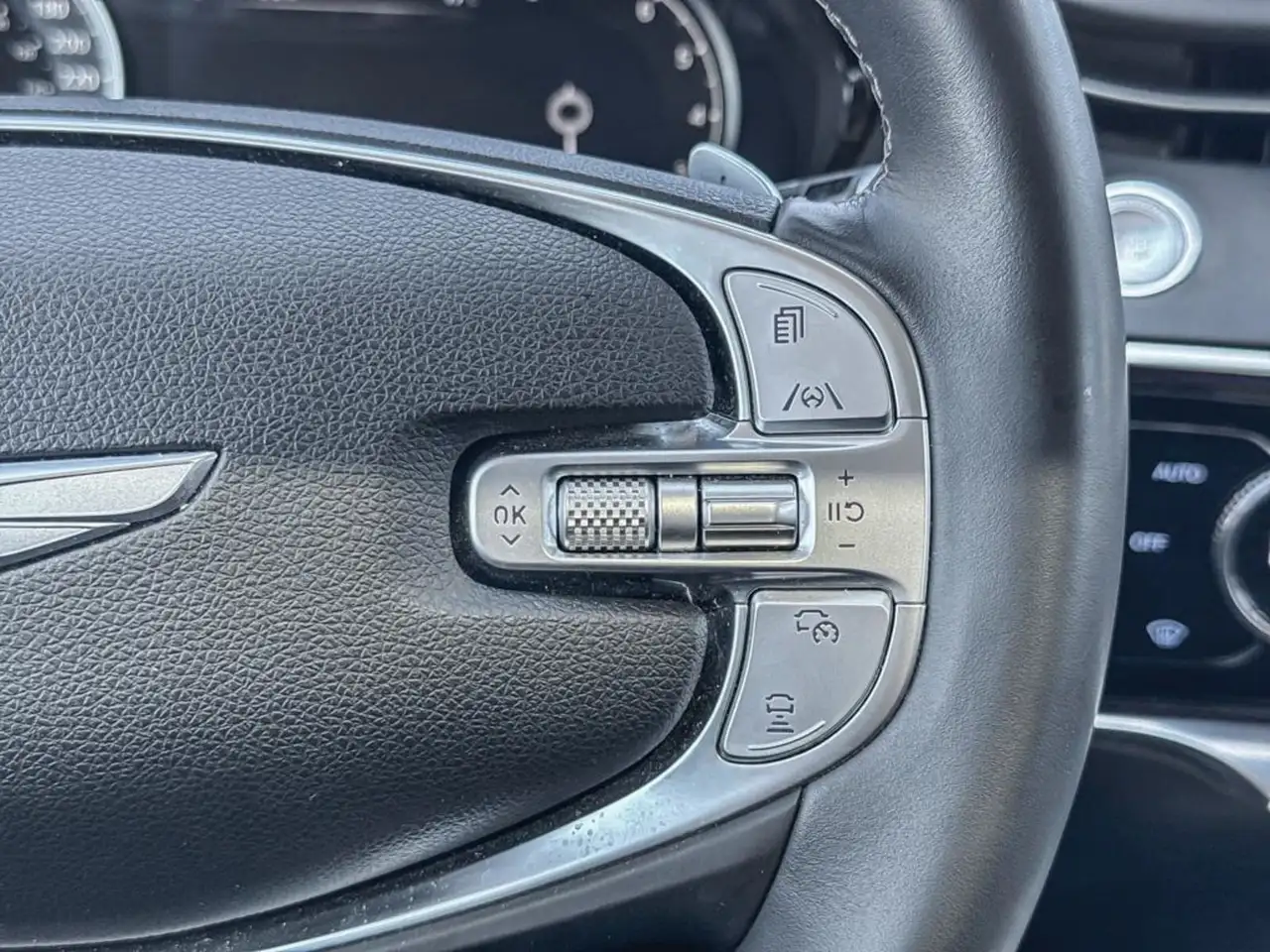 Genesis GV70 снимка Genesis GV70