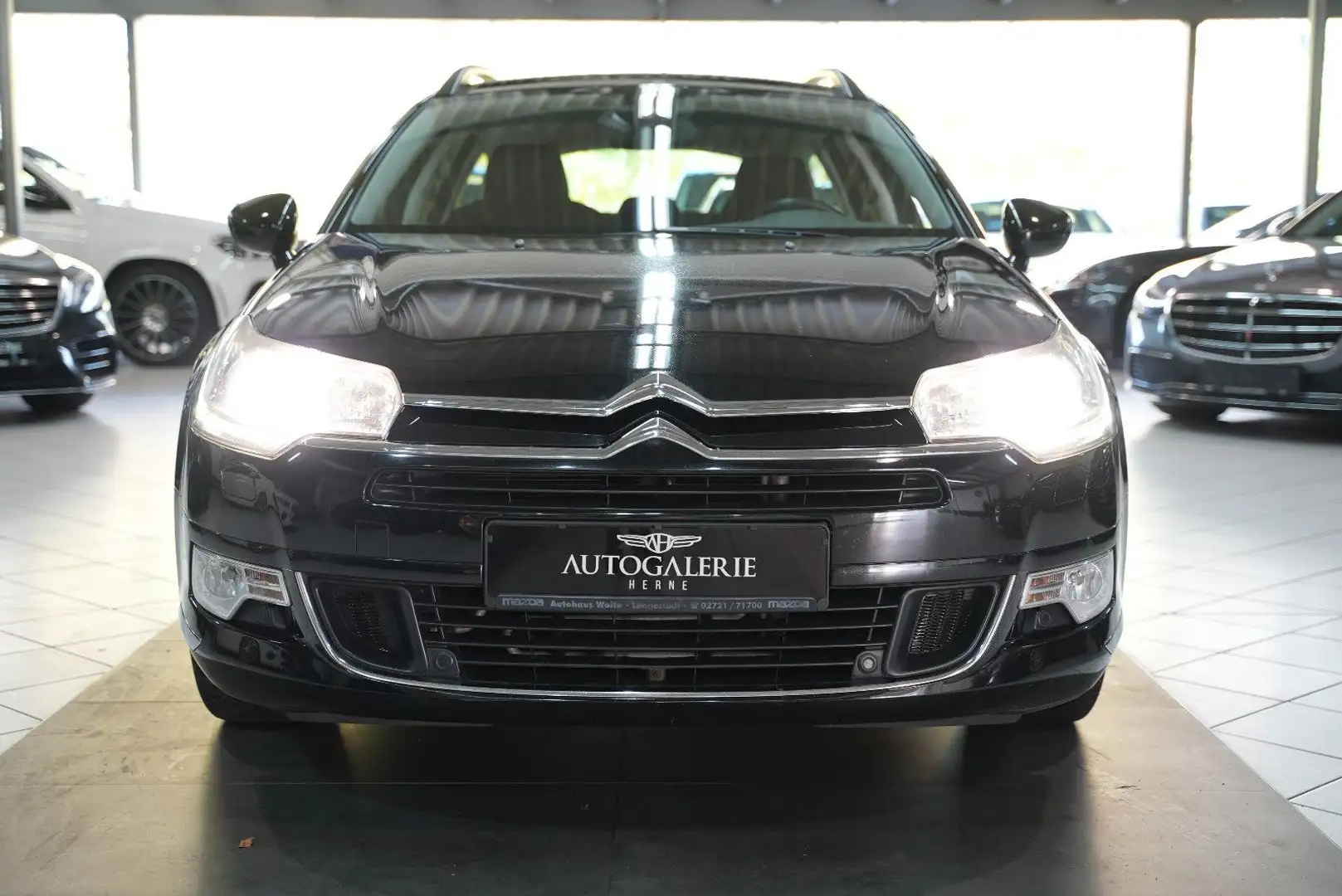 Citroen C5 HDI Tourer Tendance*NAVI*KLIMA*PDC*AHK*2.HAND Schwarz - 2