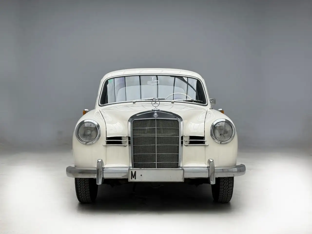 Mercedes-Benz 190 Berlina Manual de 4 Puertas, foto 3