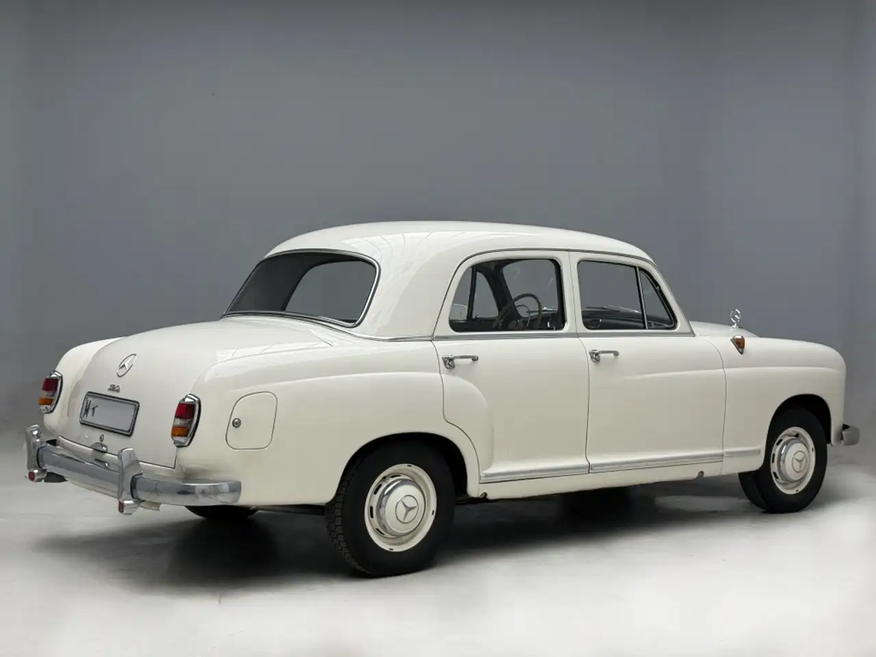 Mercedes-Benz 190 Berlina Manual de 4 Puertas, foto 9