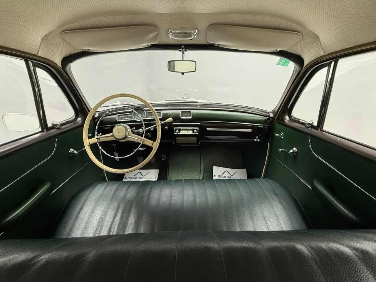 Mercedes-Benz 190 Berlina Manual de 4 Puertas, foto 12