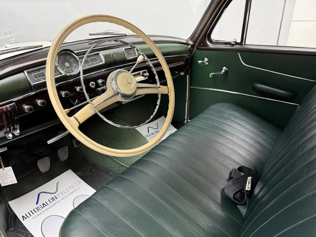 Mercedes-Benz 190 Berlina Manual de 4 Puertas, foto 10