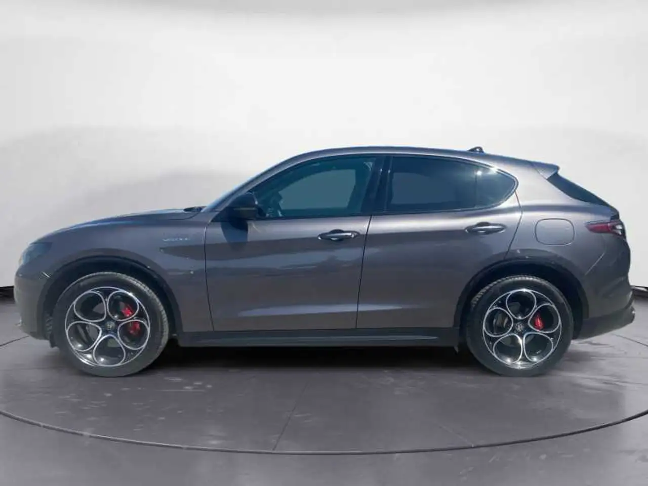Alfa Romeo Stelvio 2024
