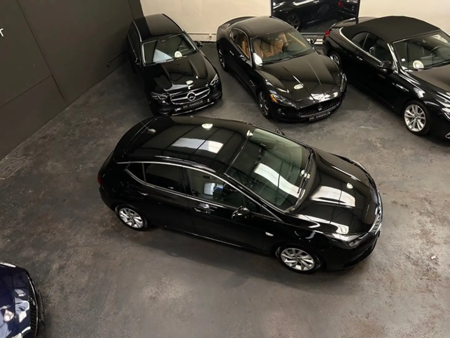 Opel Astra BUSINESS ELEGANCE Noir - 2