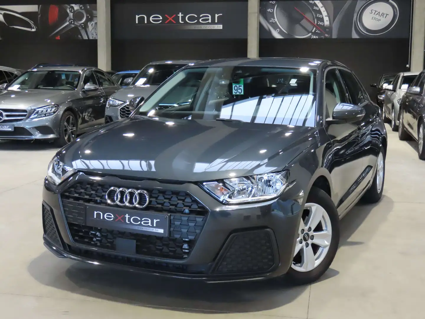 Audi A1 25TFSI STronic **NAVI-CARPLAY-CRUISE-PARKING** Gris - 1