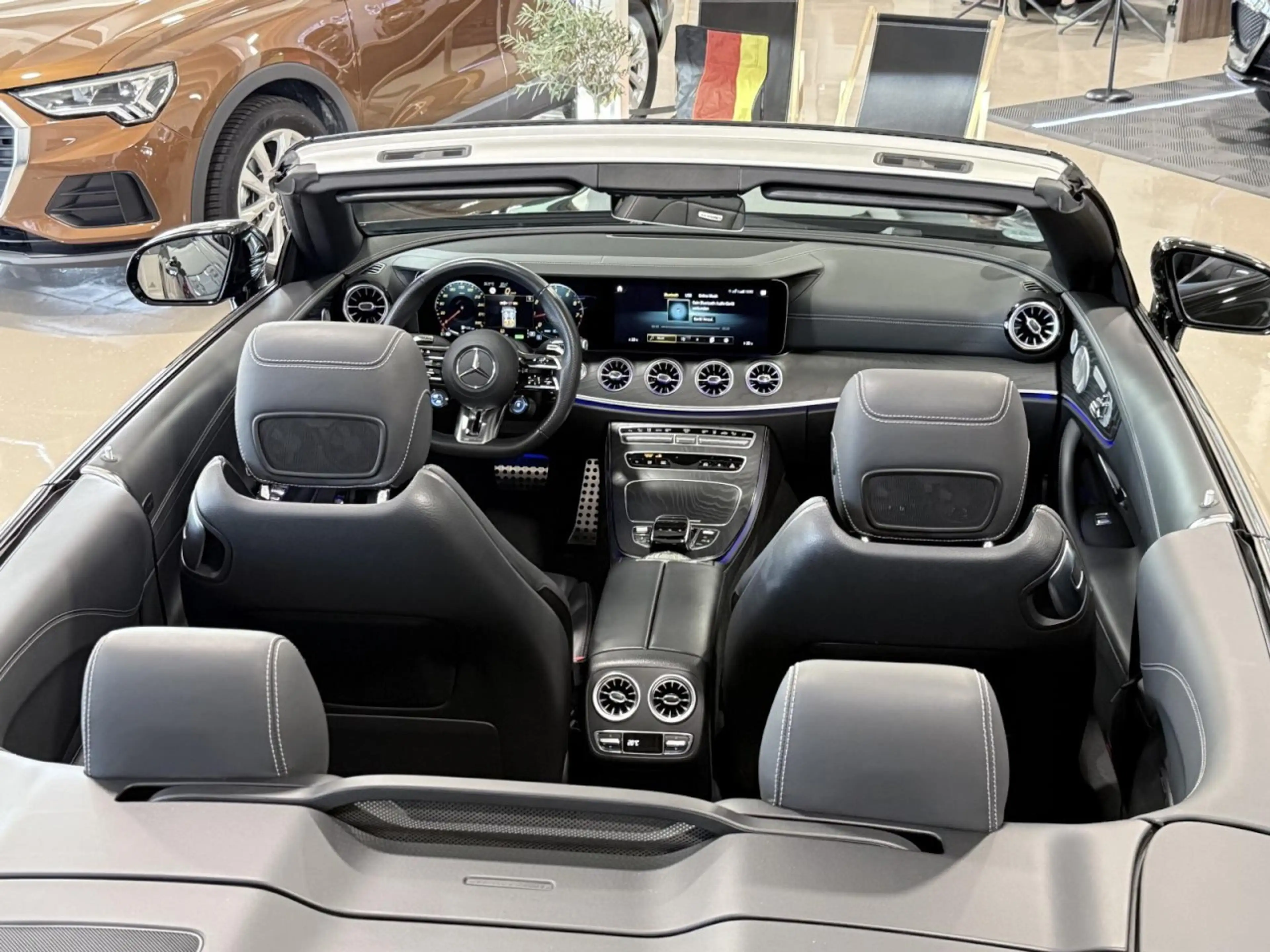 Mercedes-Benz E 53 AMG CABRIO 360CAM BURMESTER MEMORY FACELIFT Klima — photo 14