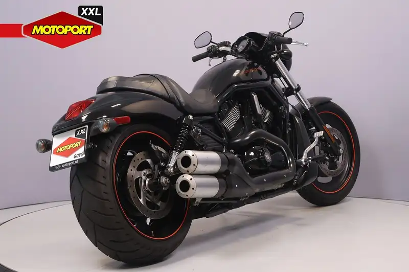 Harley-Davidson Night Rod - foto 3