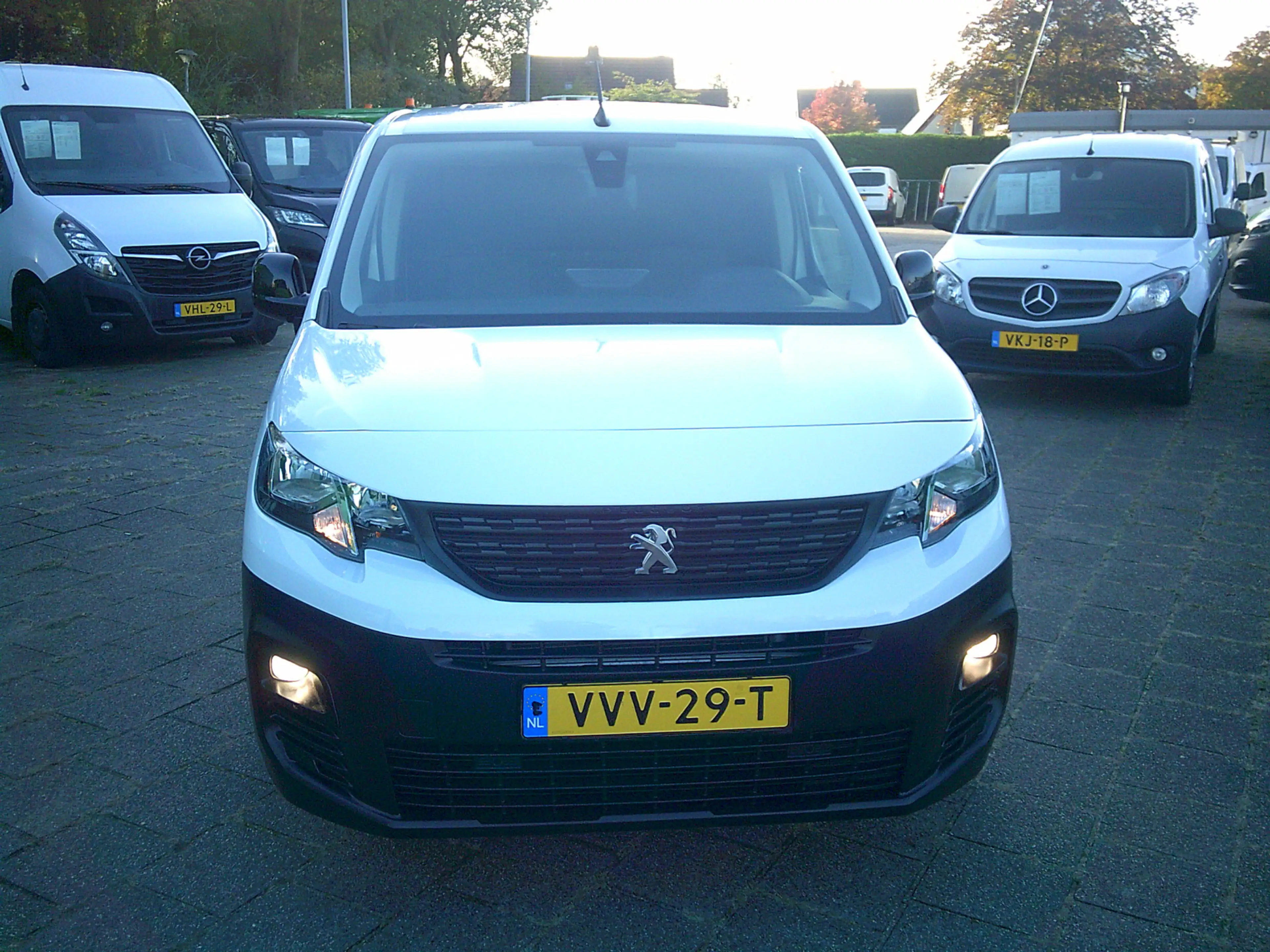 Peugeot Partner 1.5 BlueHDi 100 S&S L1 VOORZIEN VAN ARCO+CRUISE+TR — photo 2