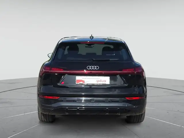 Audi Q8 E-Tron view 7