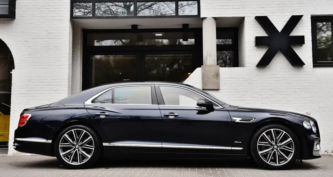 Bentley Flying Spur 2023