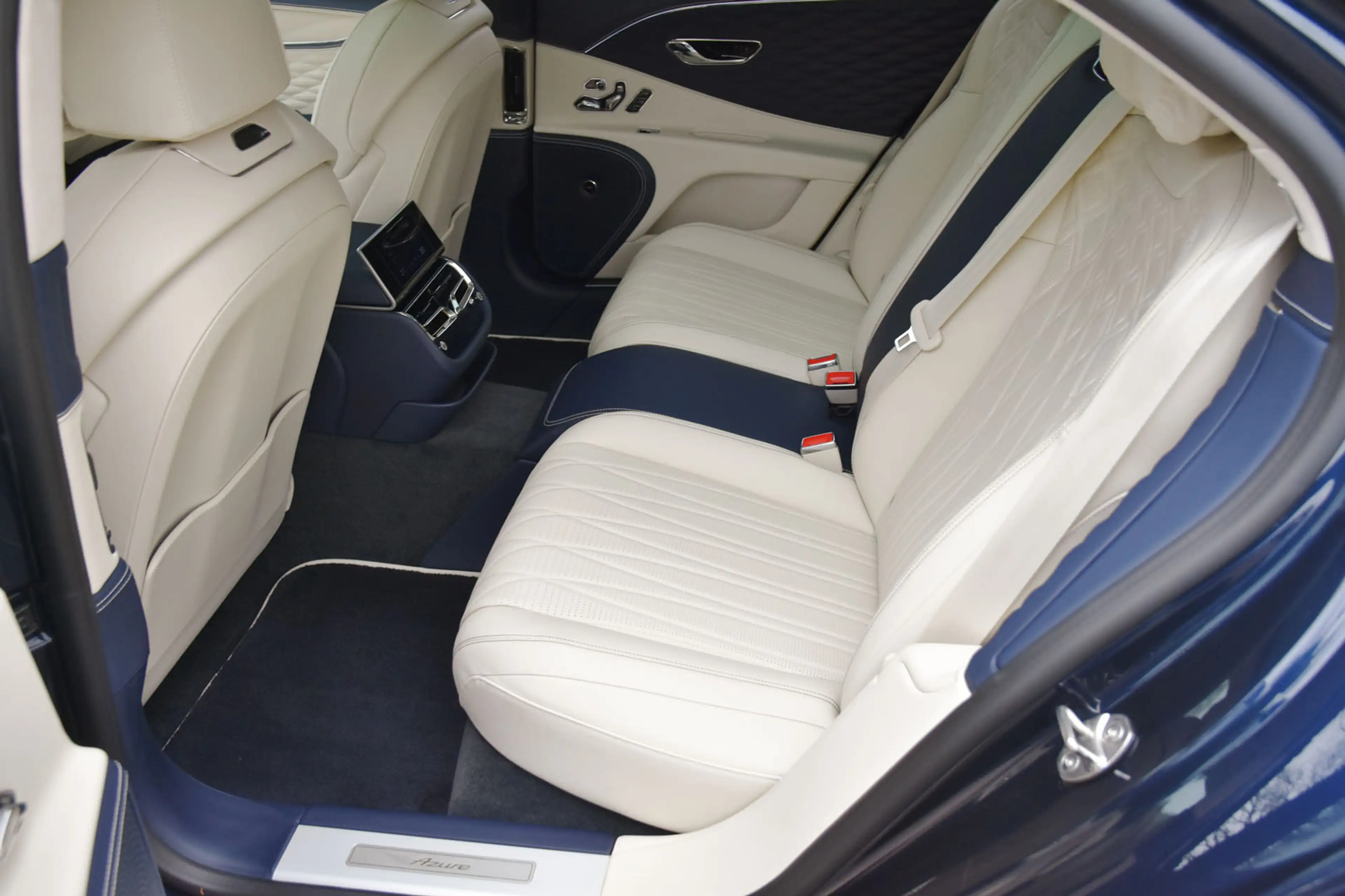 Bentley Flying Spur 2.9I PHEV HYBRID AZURE *** 1HD. / NP: € 272.000 *** — photo 12