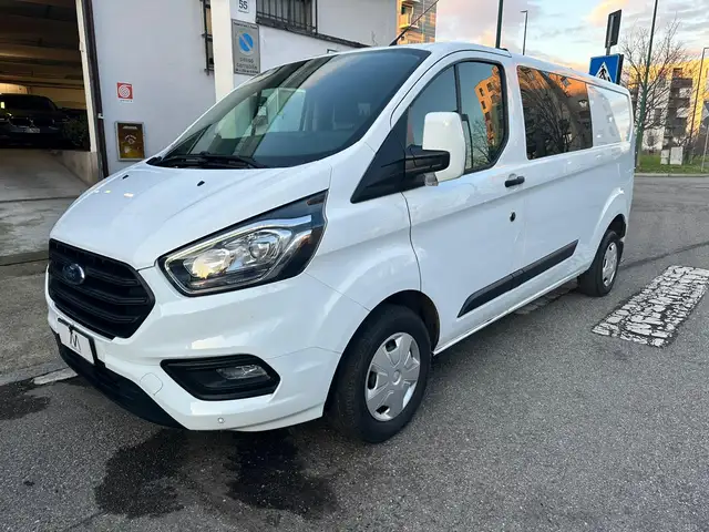 Ford Transit Custom 6 POSTI 2.0 170CV L2H1 – PDC/LED