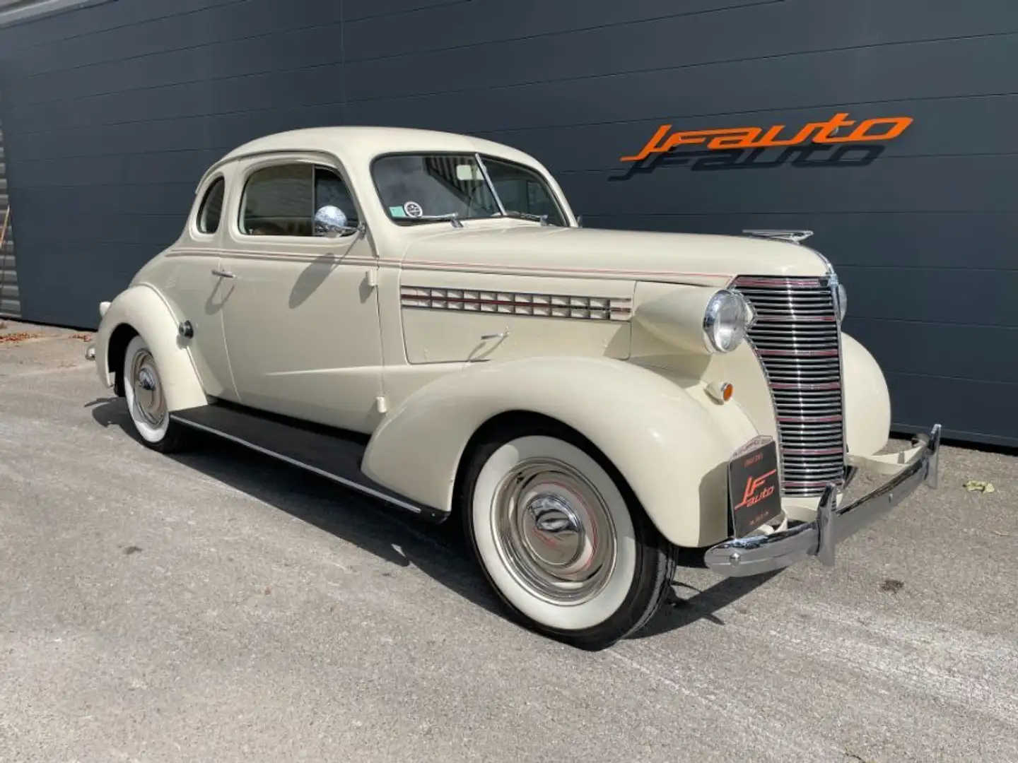 Chevrolet 3.4 COUPE Beige - 1