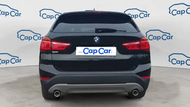 BMW X1 view 3