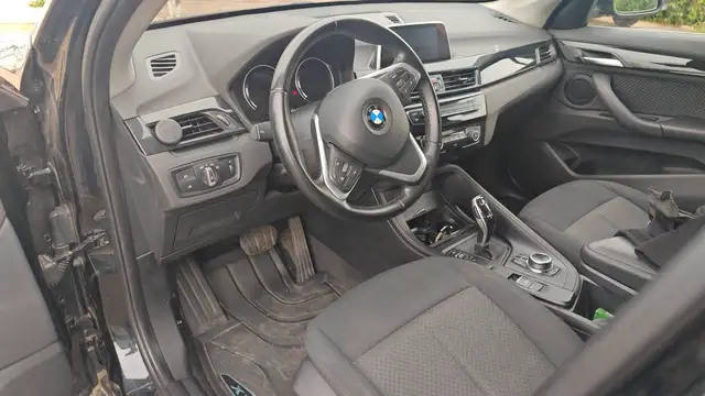 BMW X1 view 8