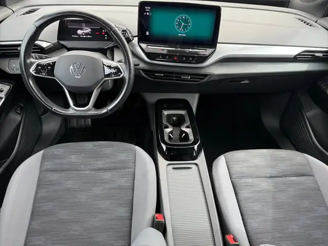 Volkswagen Id.4 view 8