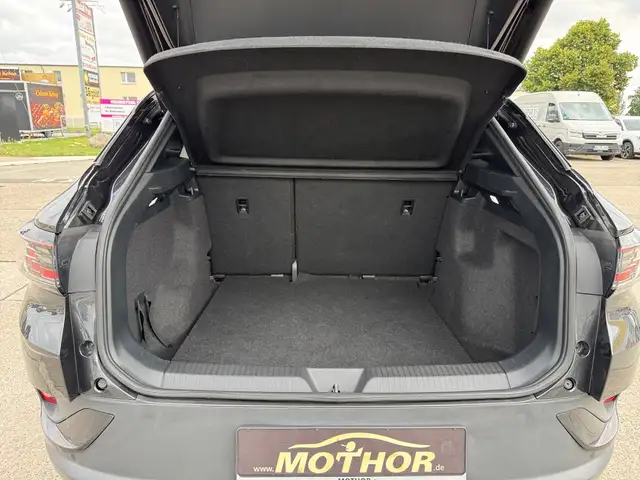 Volkswagen Id.4 view 14