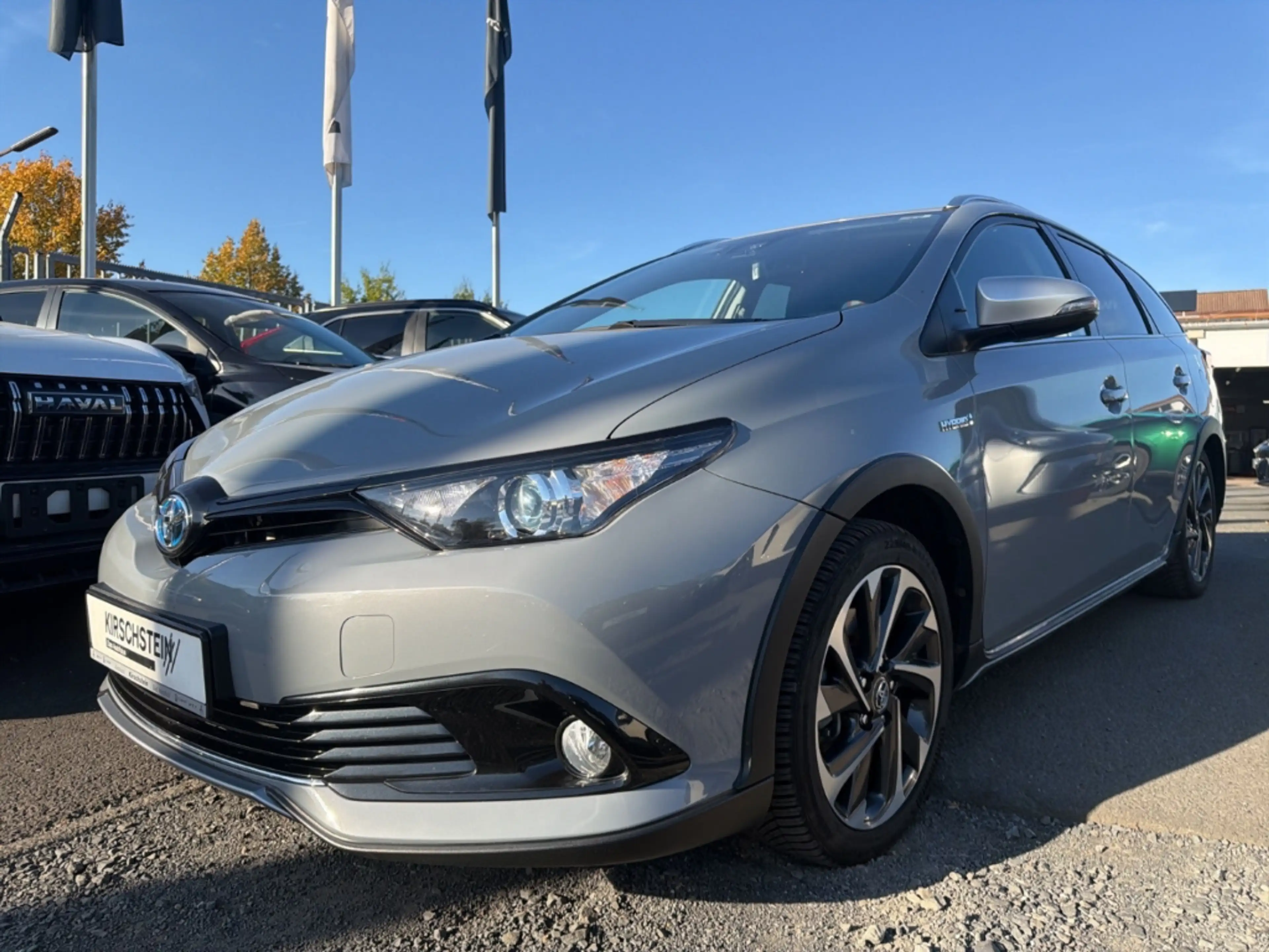 Toyota Auris Touring Sports Hybrid Free Style AHK Navi — photo 4